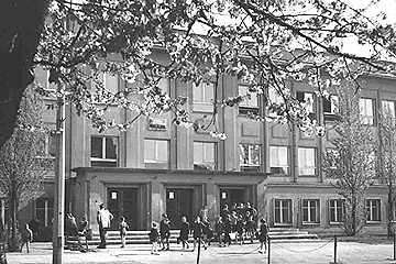 U_08.jpg (25030 octets)